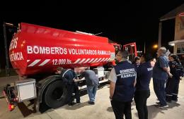 Bomberos Voluntarios de Ramallo sumaron un nuevo camión cisterna