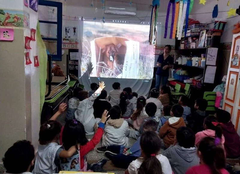 Activa participación de los chicos.