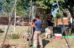 Instalan una bomba de agua en Villa General Savio