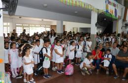 Poletti acompañó el inicio de clases